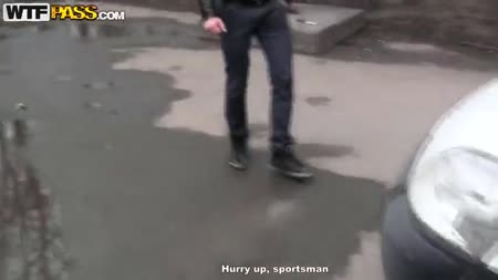 Доступная девочка охотно согласилась на любительский секс #1