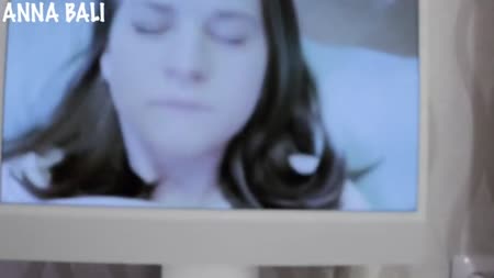 Чел легко раскрутил русскую деваху поснимать с ним секс #1