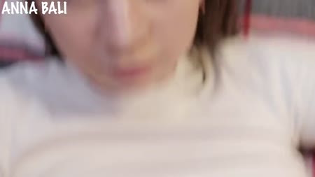 Девушка решила заменить собой секс игрушку своего парня #4