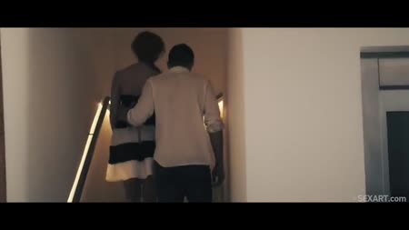 Завел подружку кунилингусом и красиво отымел раком #1