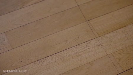 Худенькая молодая студентка испытывает красивое фетиш порно #4