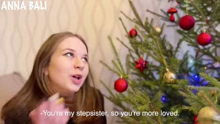 Жопастая девушка была рада предновогоднему сексу #2