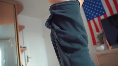 Девка с большой жопой трахнулась от первого лица и получила спермы #4