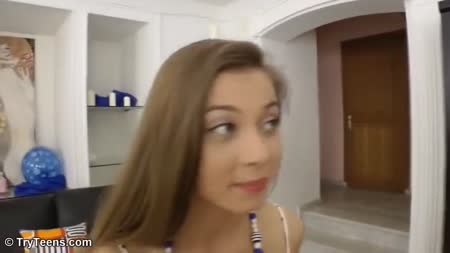 Спортивная русская подружка отлично работает попкой #1